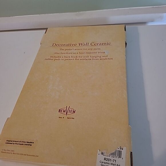 New View Wall Ceramic - Picture 2 of 2